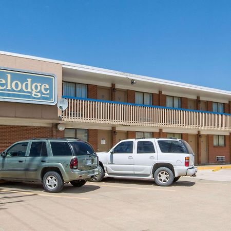 Travelodge By Wyndham Great Bend Eksteriør bilde